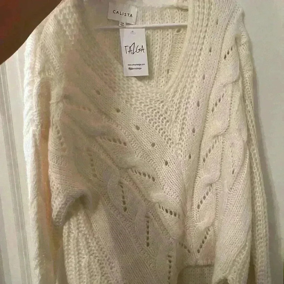 NWT SMALL/MEDIUM CALISTA SOFT WHITE SWEATER/PULLOVER - Picture 4 of 4